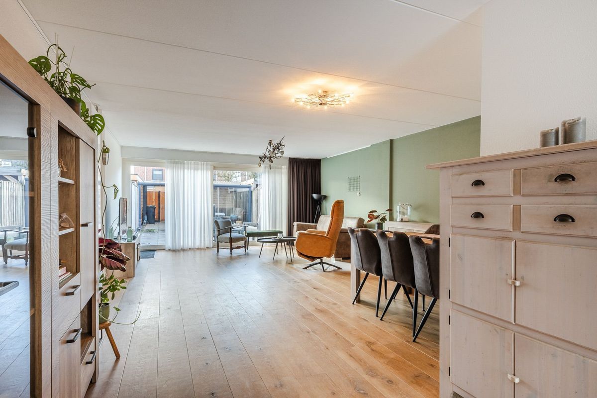 Schipluidenlaan 44 Photo Blur 2