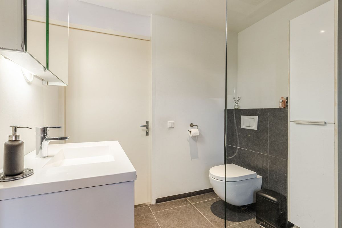 Schipluidenlaan 44 Photo Blur 11