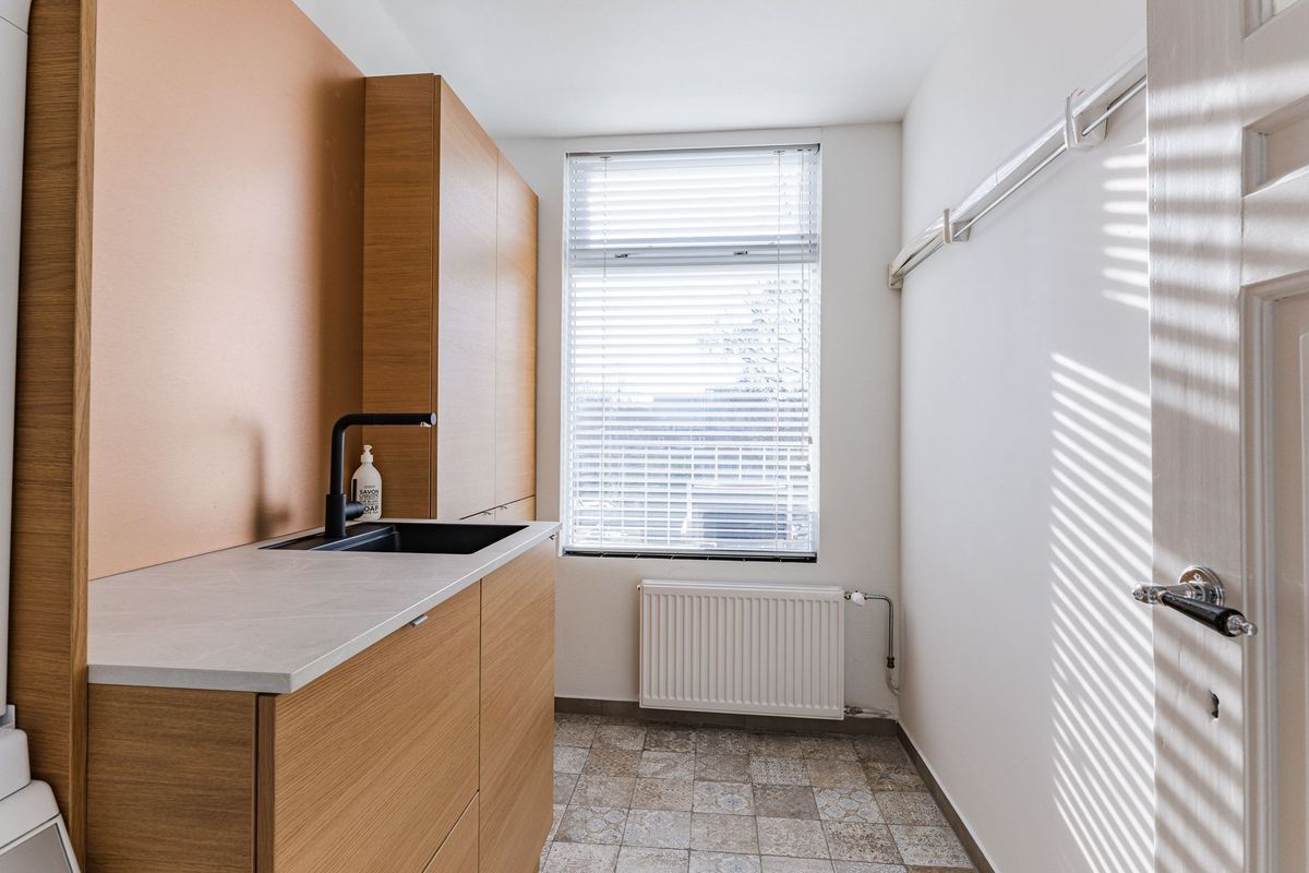 Bredaseweg 294 Photo Blur 46