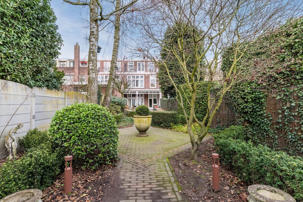 Bredaseweg 294 Photo Blur 55