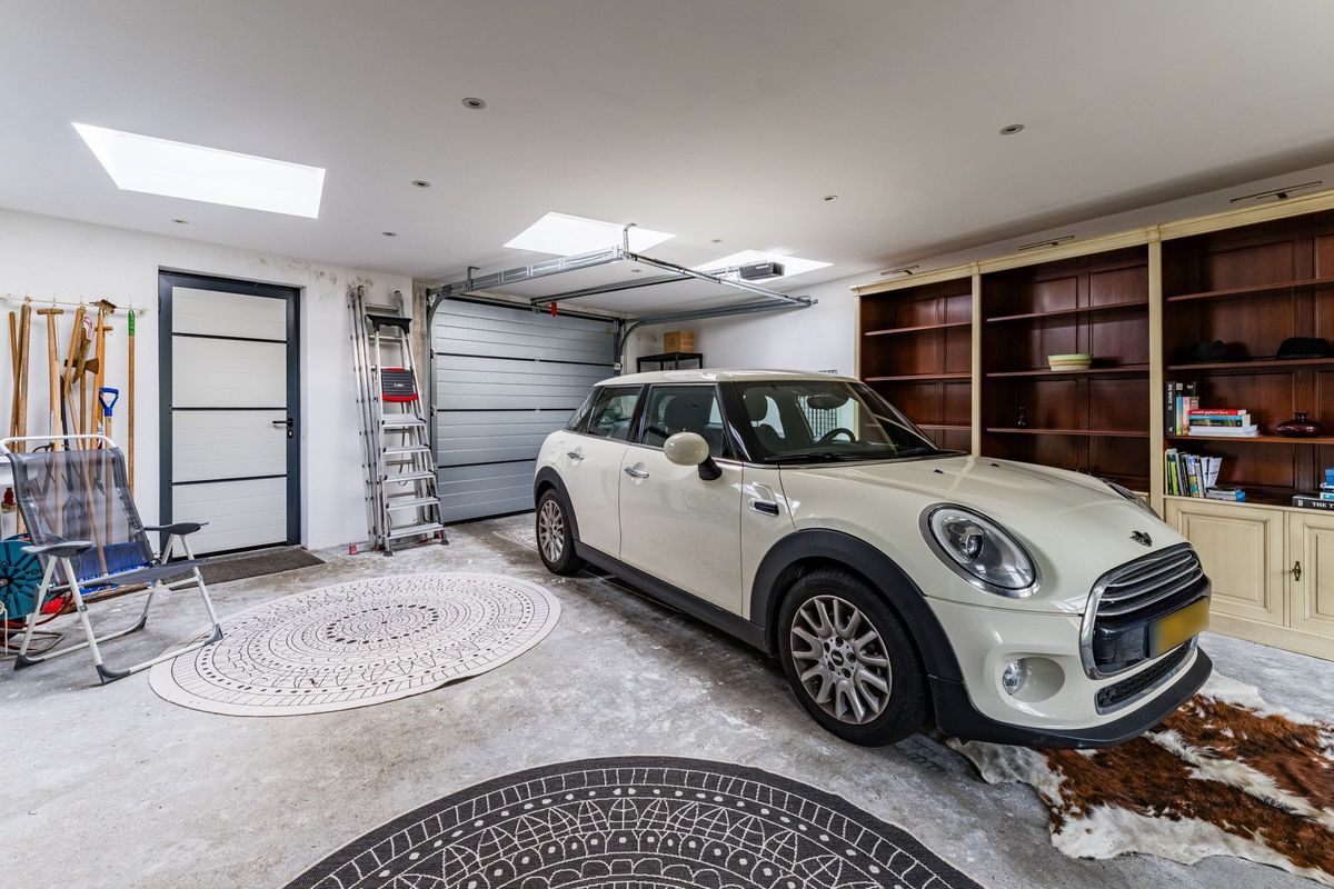 Bredaseweg 294 Photo Blur 57