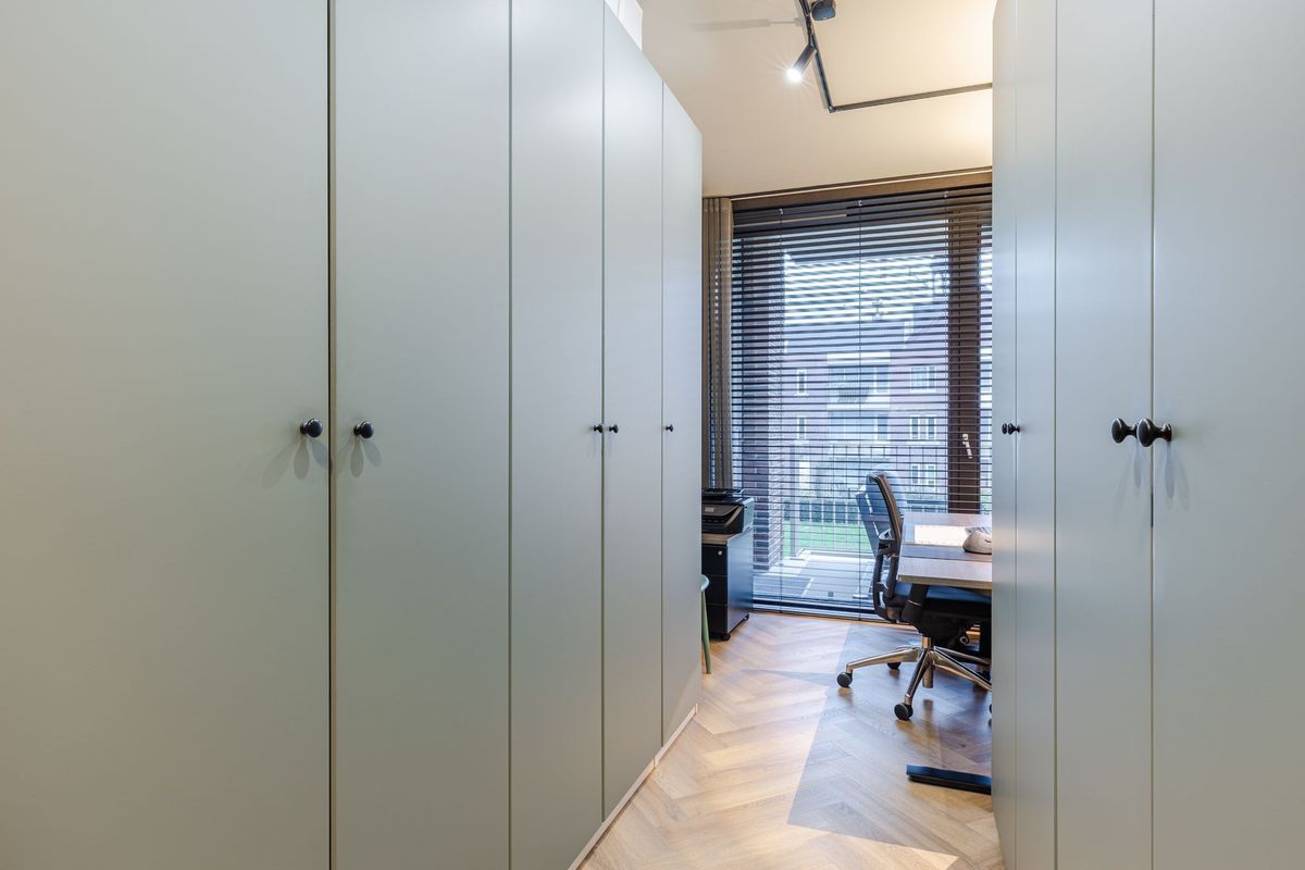 Kloosterstraat 12 - 12 Photo Blur 25