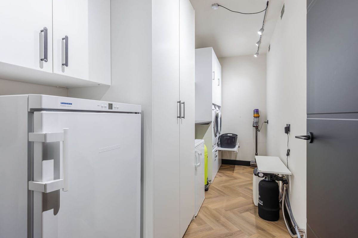 Kloosterstraat 12 - 12 Photo Blur 30