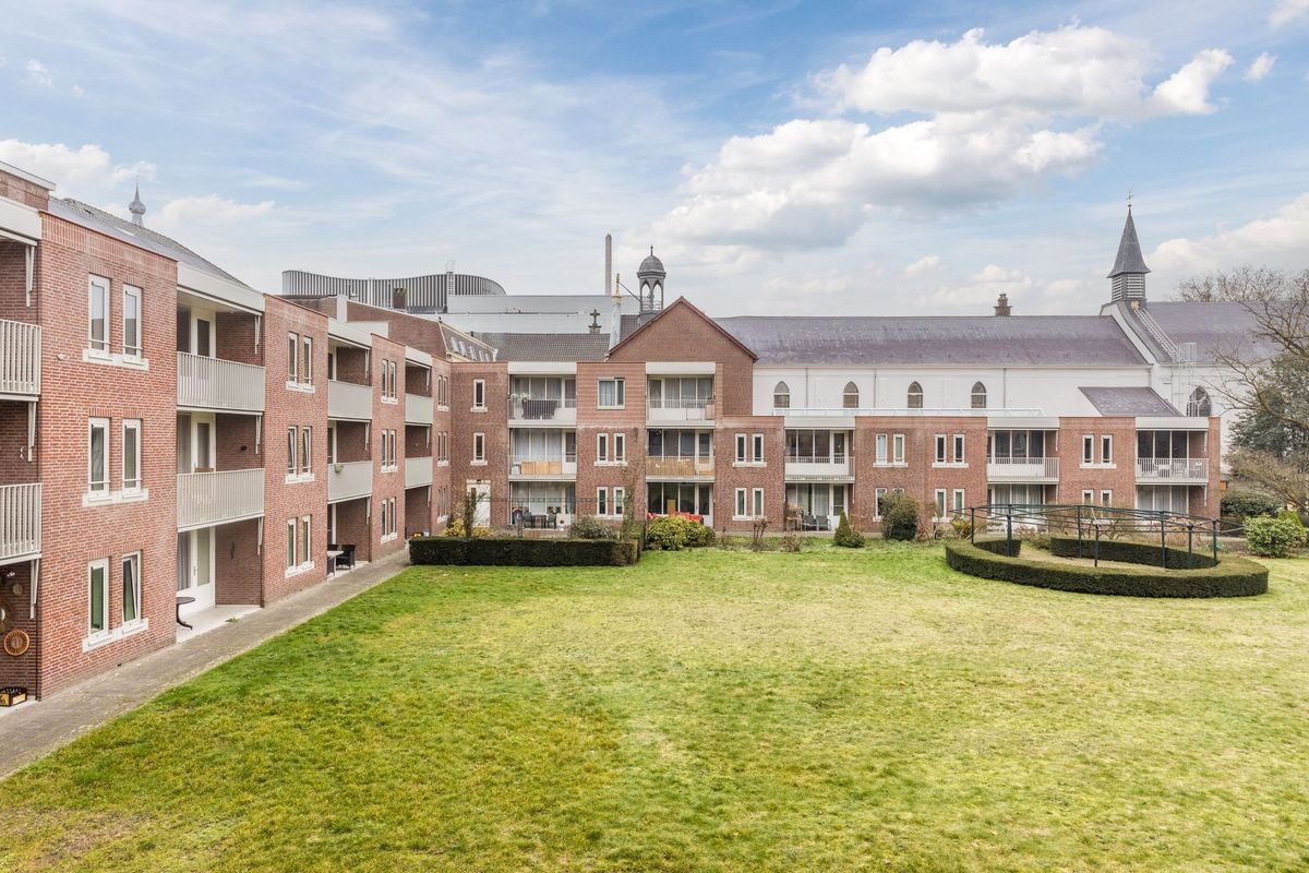 Kloosterstraat 12 - 12 Photo Blur 12