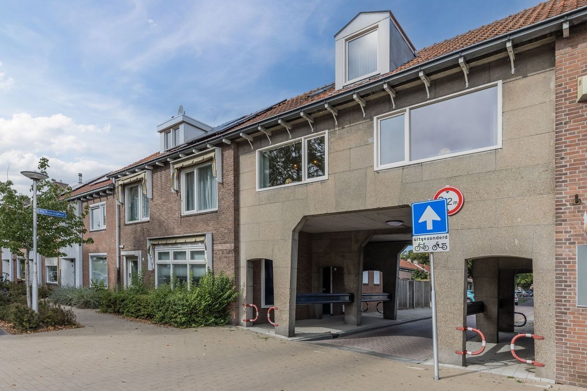 Dominee Kopsstraat 3 Photo Blur 34