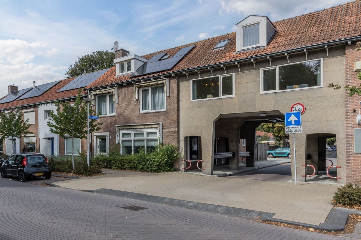 Dominee Kopsstraat 3 Photo Blur 35