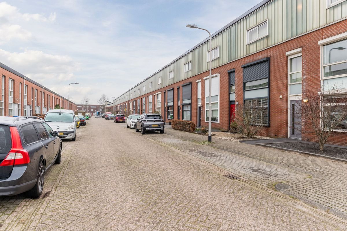 Schaarsbergenstraat 3 Photo Blur 31