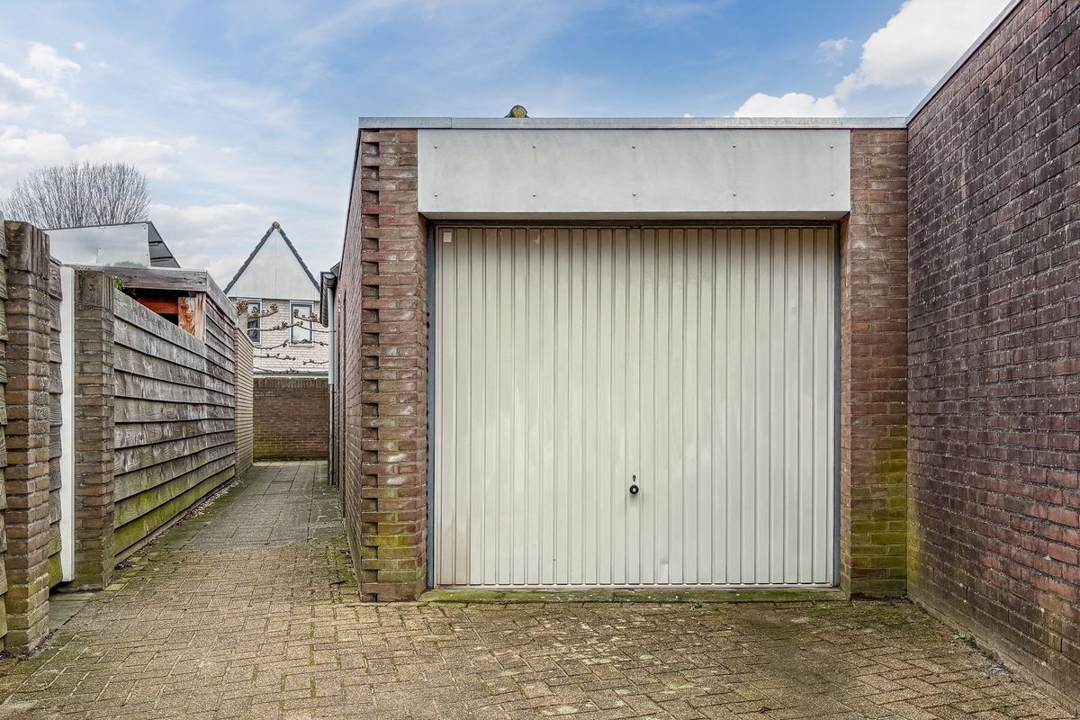 van Heinsbergstraat 63 Photo Blur 50