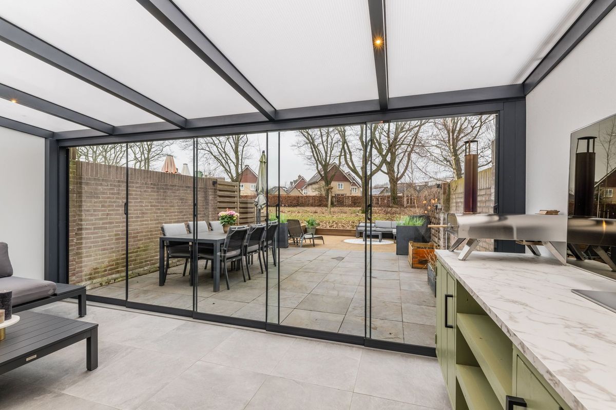 Bunschotenstraat 10 Photo Blur 30