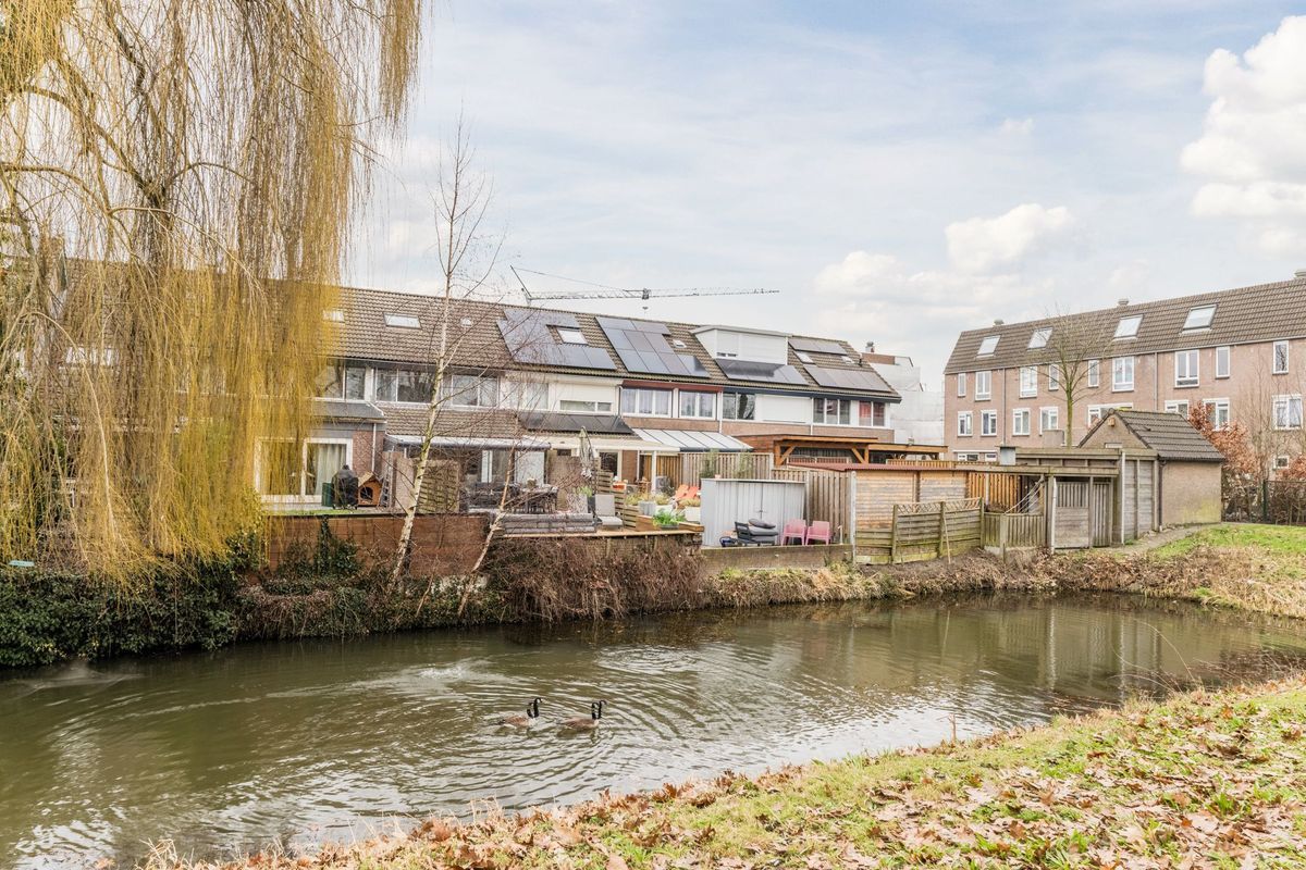 Bunschotenstraat 10 Photo Blur 40