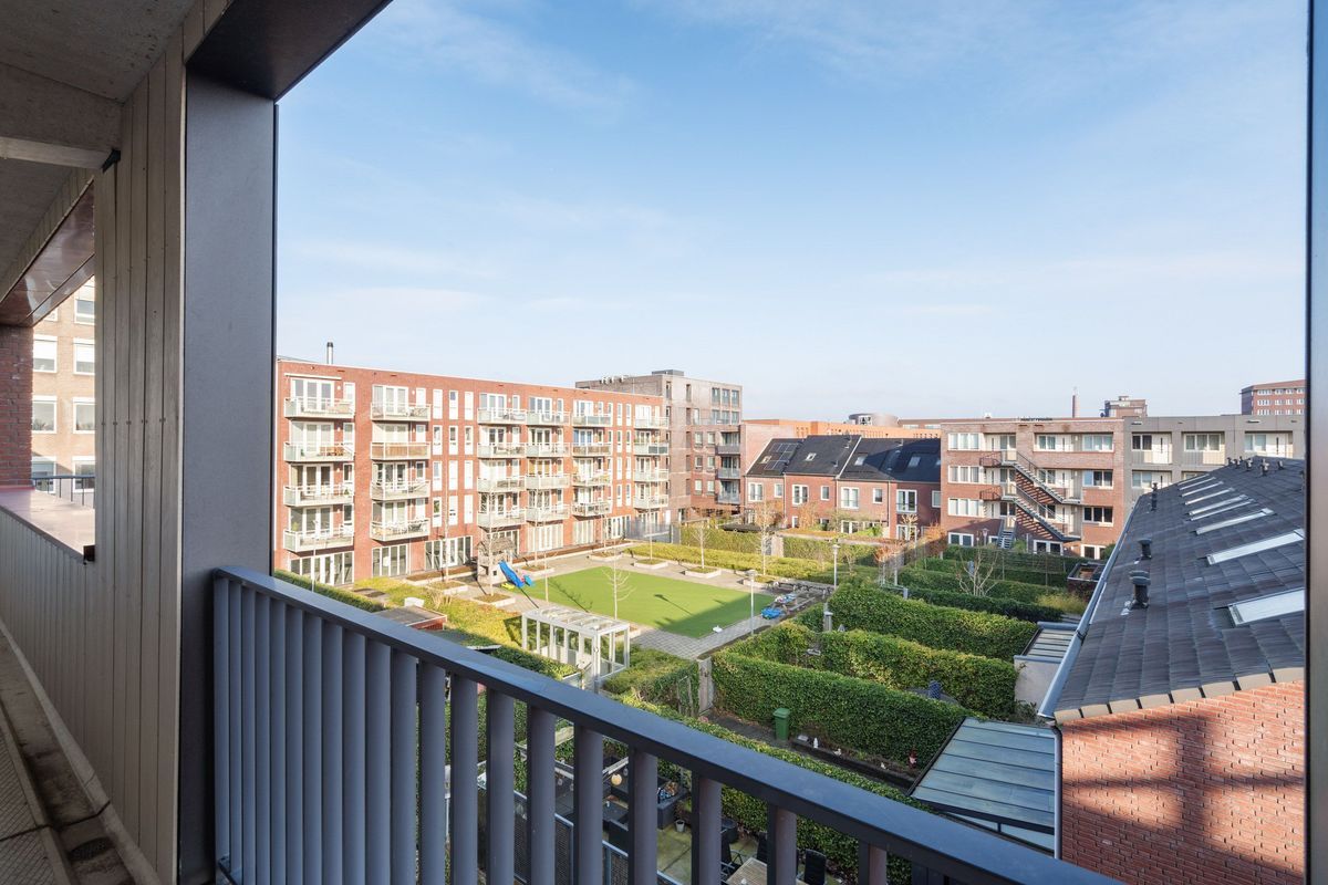 Meerten Verhoffstraat 10 - D21 Photo Blur 21