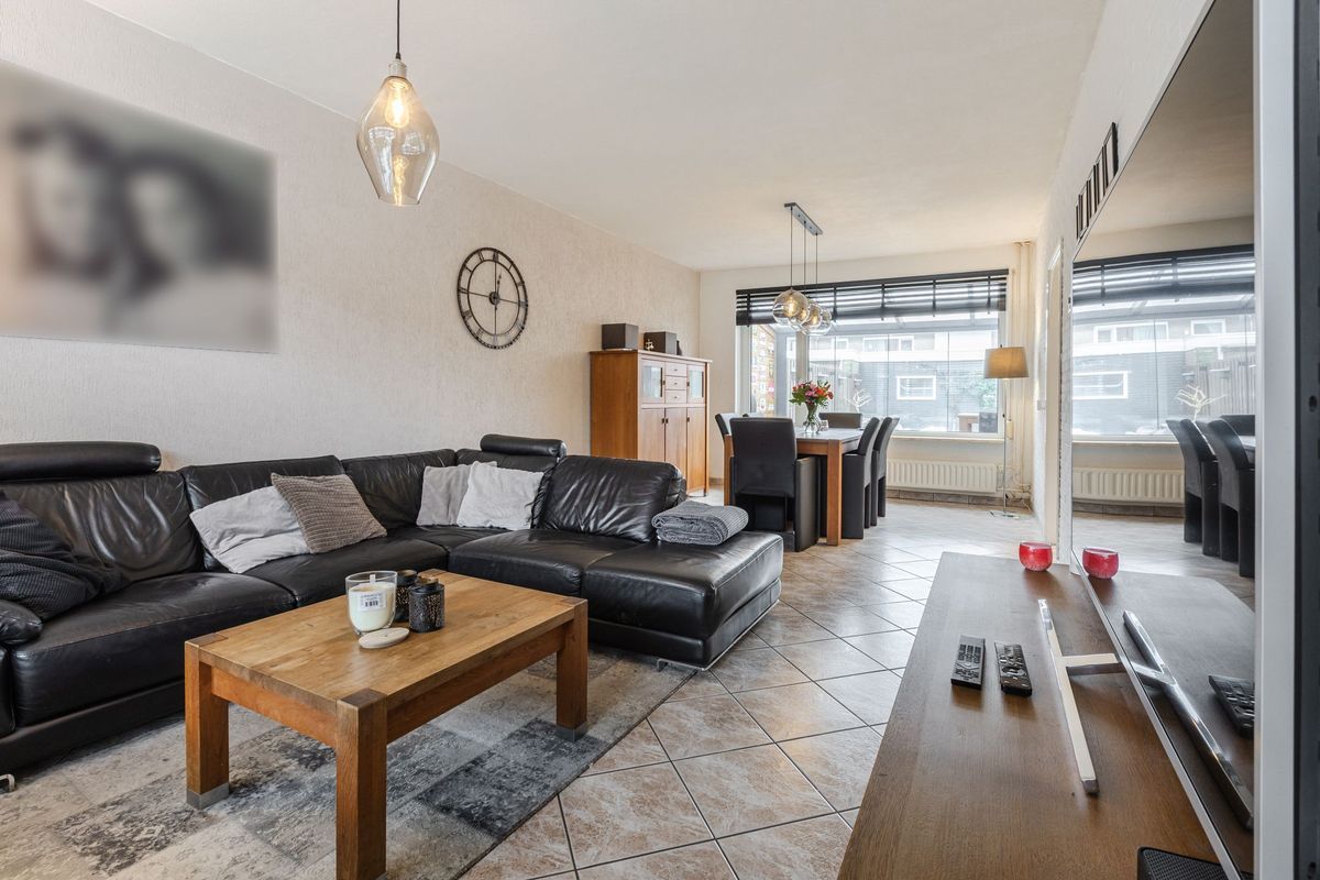 Leliestraat 20 Photo Blur 7