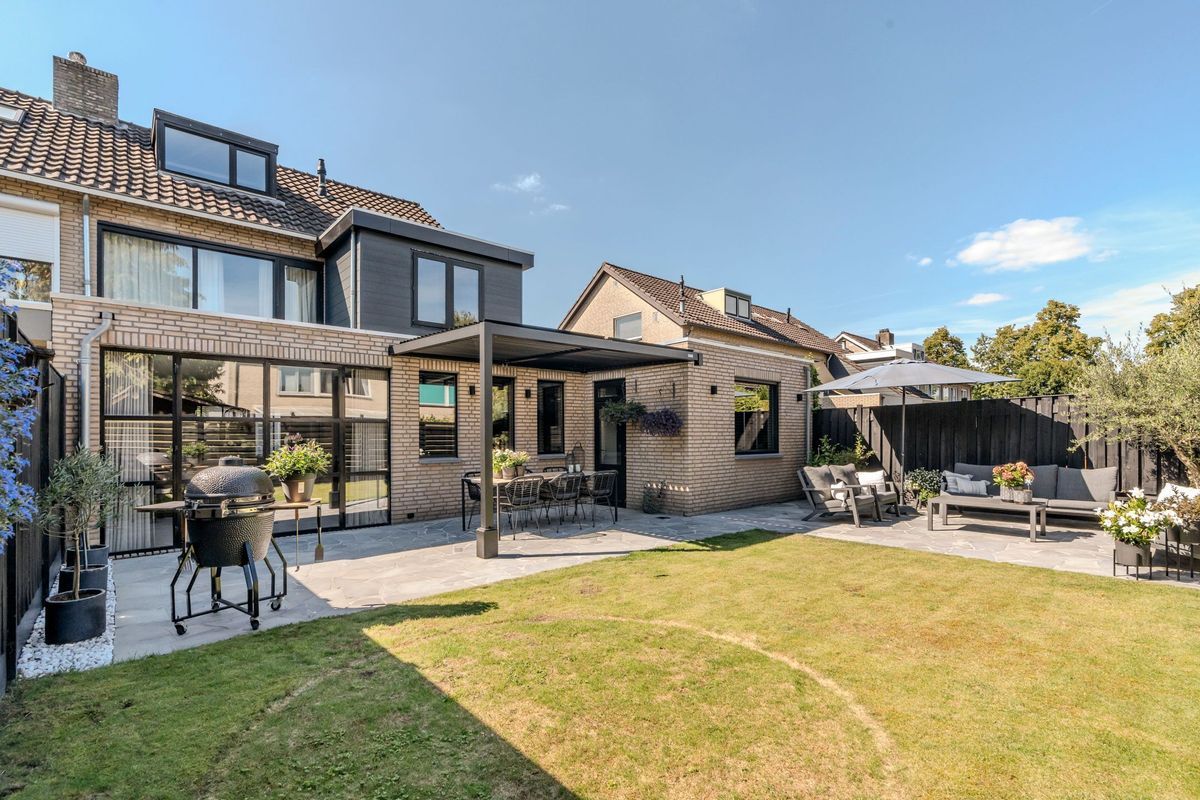 Bosrand 85 Photo Blur 1