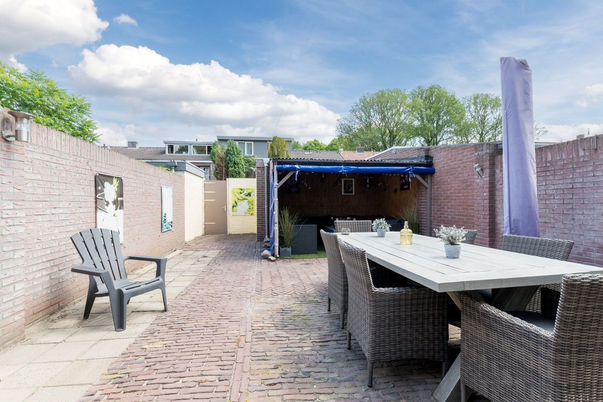 Dessinateurplein 32 Photo Blur 28