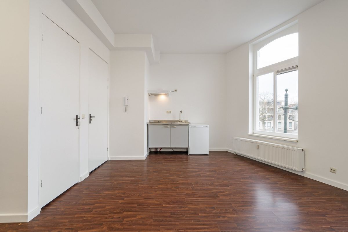 Nieuwe Haagdijk 69 - B1 Photo Blur 5