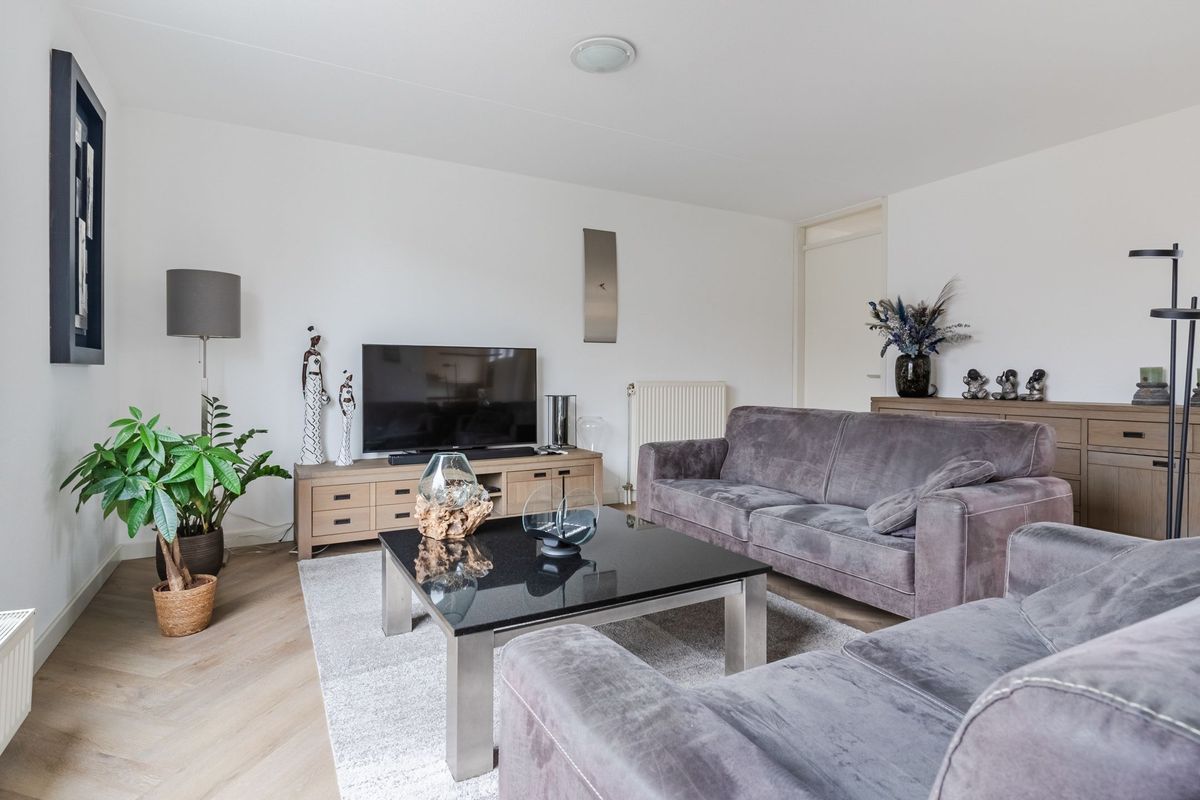 Wethouder van den Eijndenstraat 12 Photo Blur 7