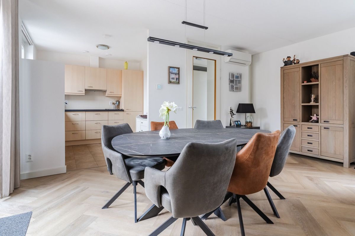 Wethouder van den Eijndenstraat 12 Photo Blur 11