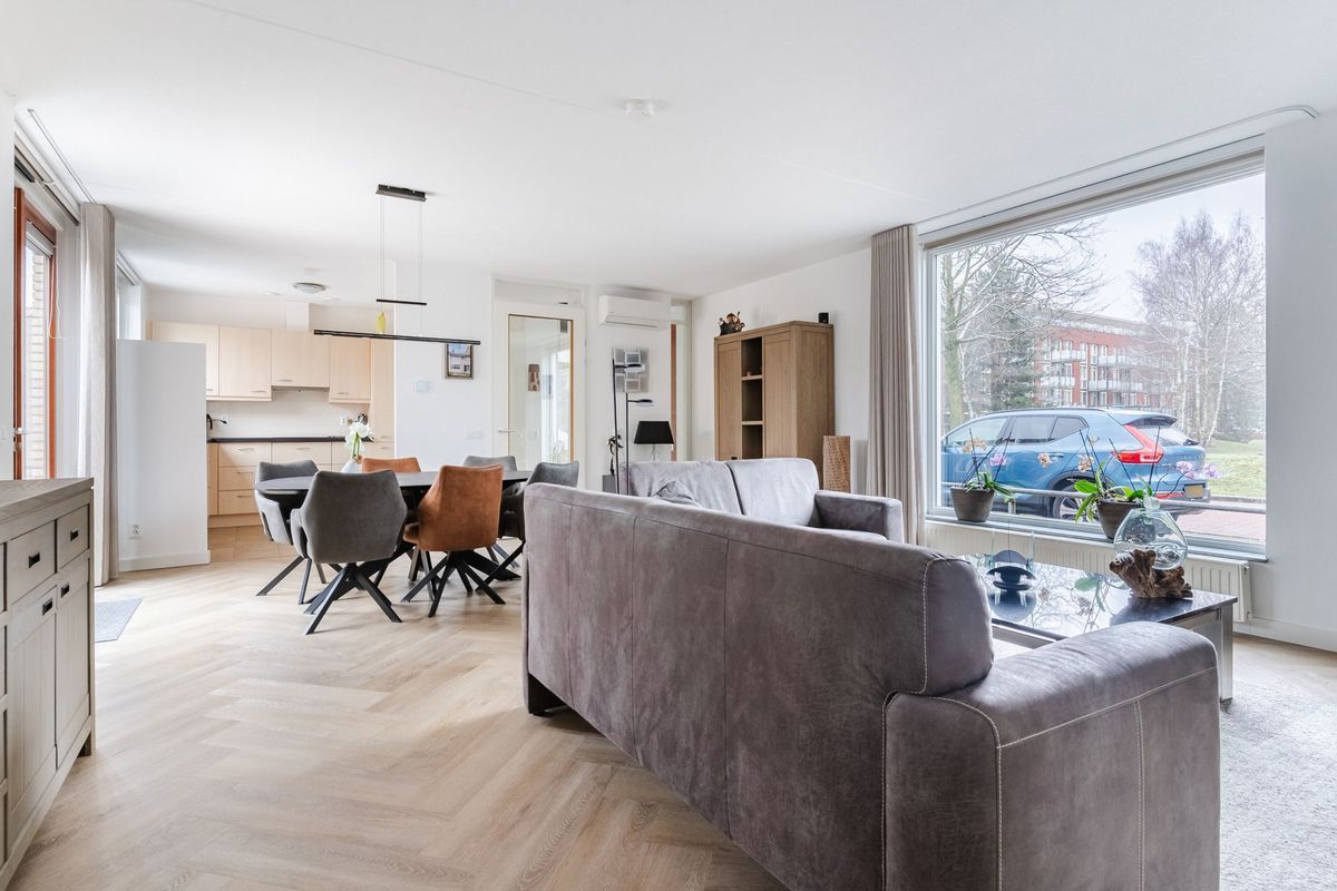 Wethouder van den Eijndenstraat 12 Photo Blur 9