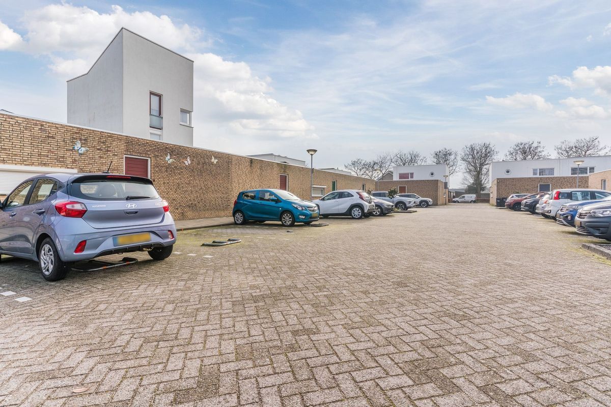 Wethouder van den Eijndenstraat 12 Photo Blur 34