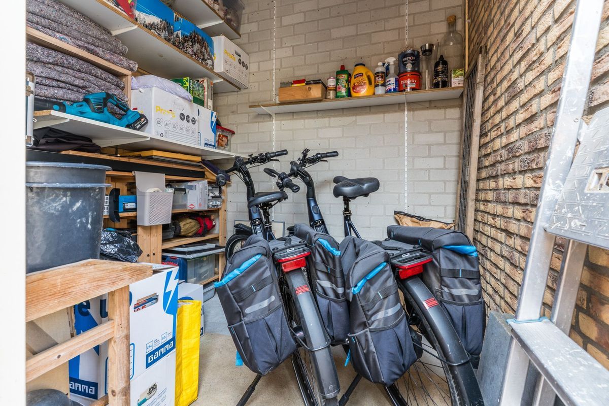 Wethouder van den Eijndenstraat 12 Photo Blur 36