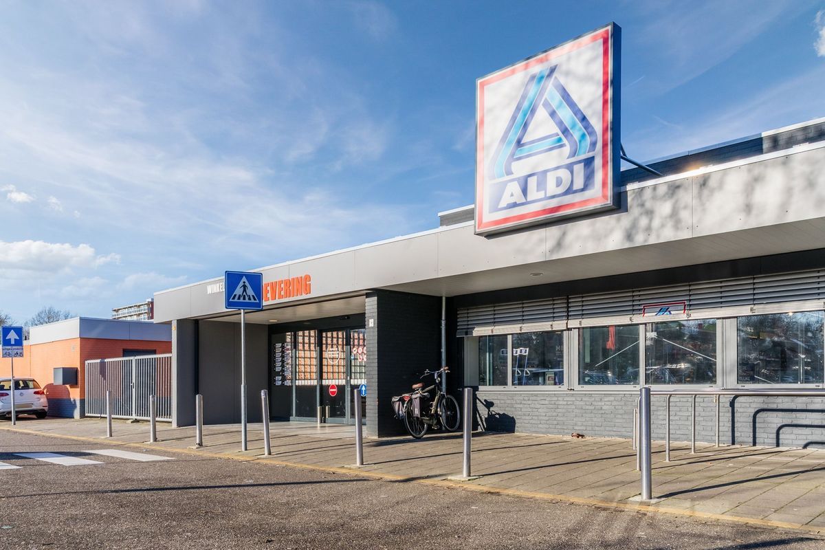 Wethouder van den Eijndenstraat 12 Photo Blur 43