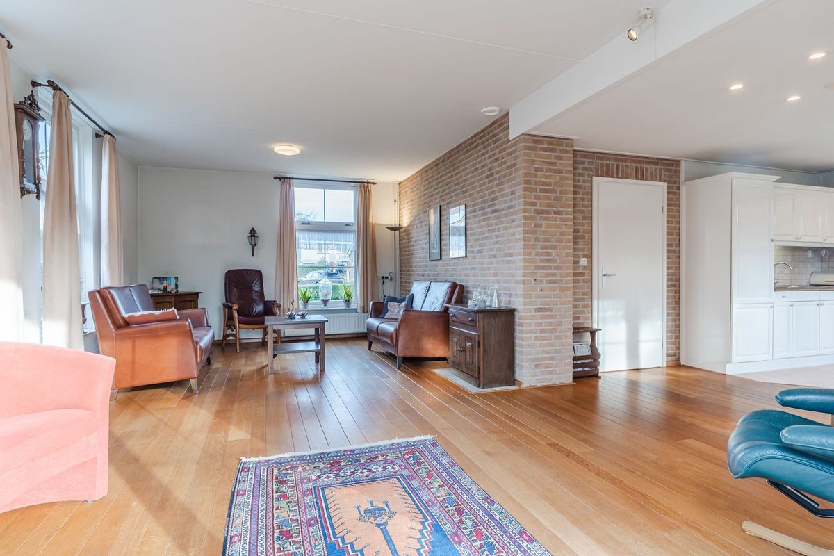 Crispijnhof 14 Photo Blur 1