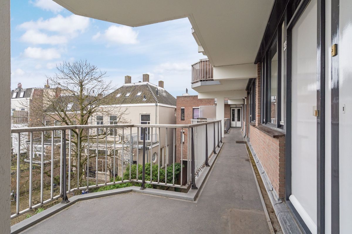 Emmastraat 44 Photo Blur 3