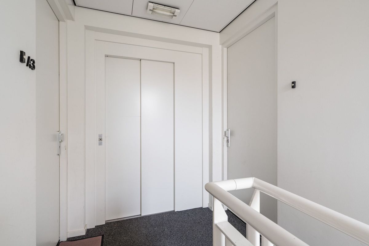 Ginnekenweg 180 - A4 Photo Blur 7