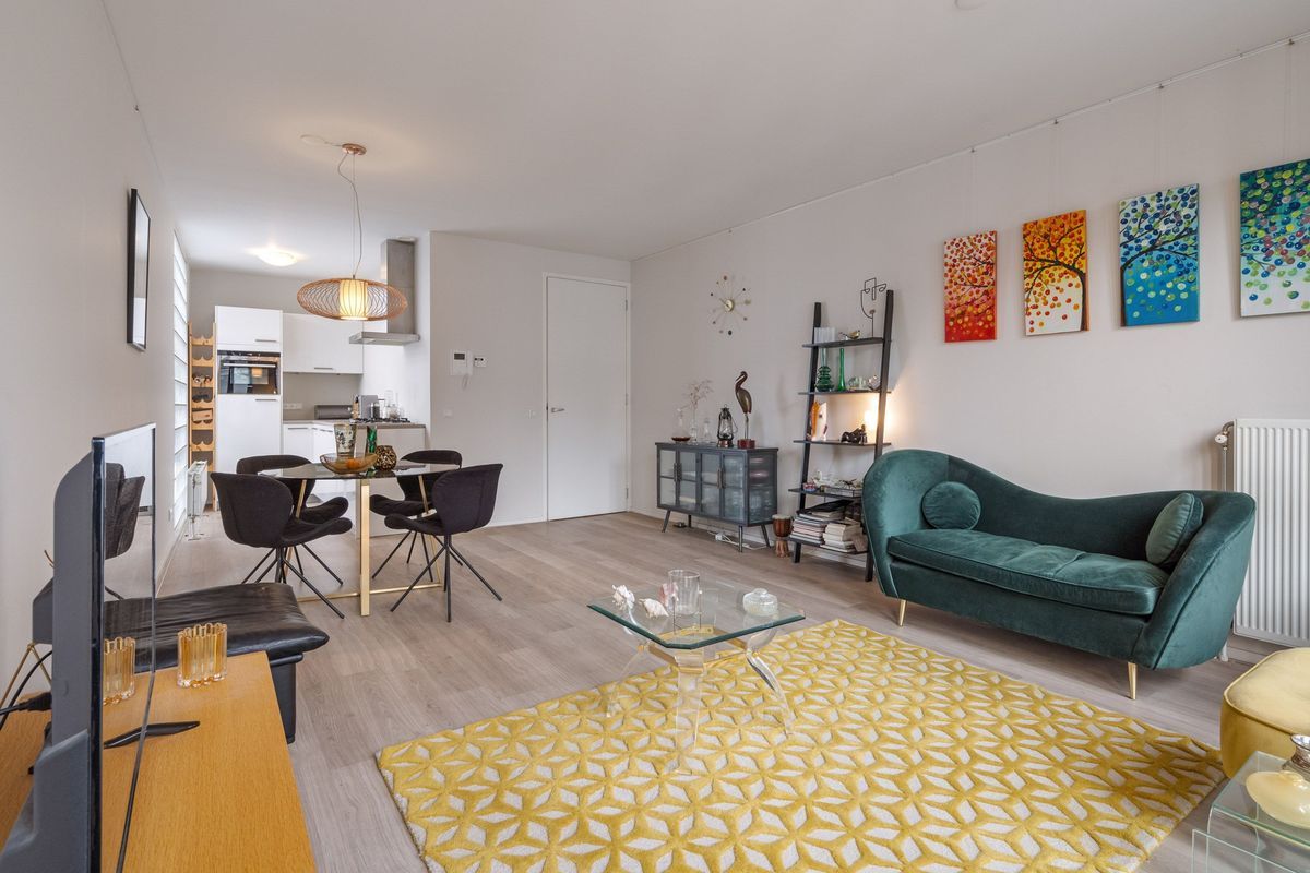 Ginnekenweg 180 - A4 Photo Blur 13