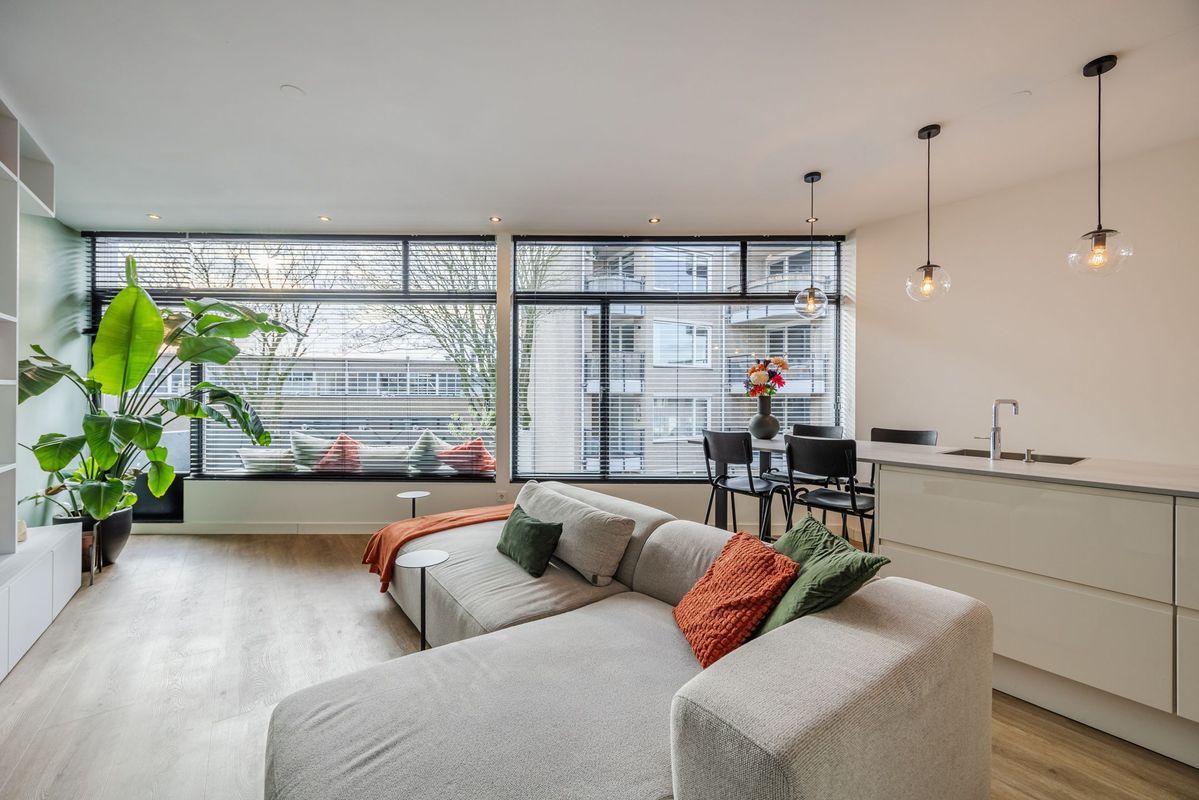 Broekhovenseweg 59 - a Photo Blur 1