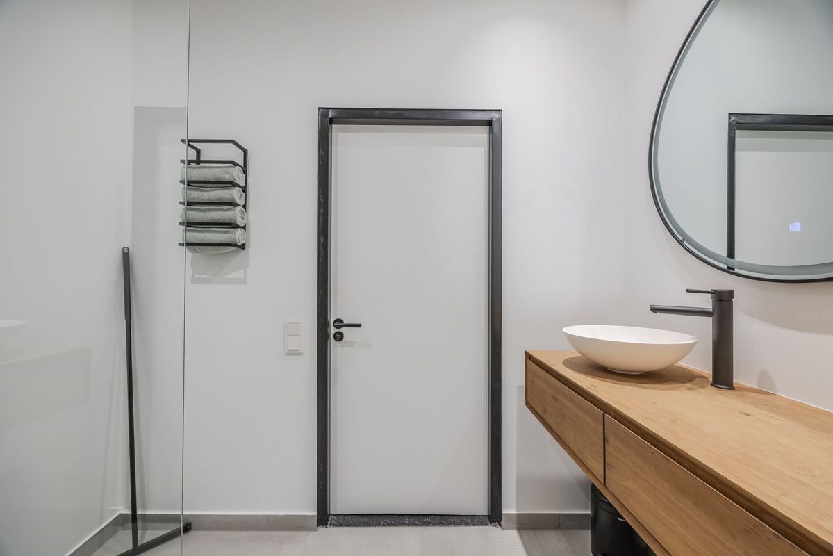 Broekhovenseweg 59 - a Photo Blur 25