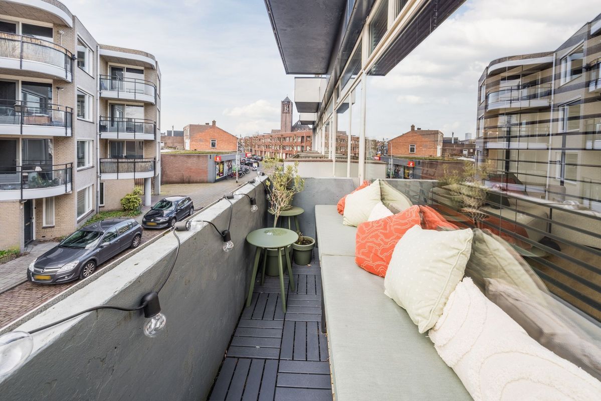 Broekhovenseweg 59 - a Photo Blur 12