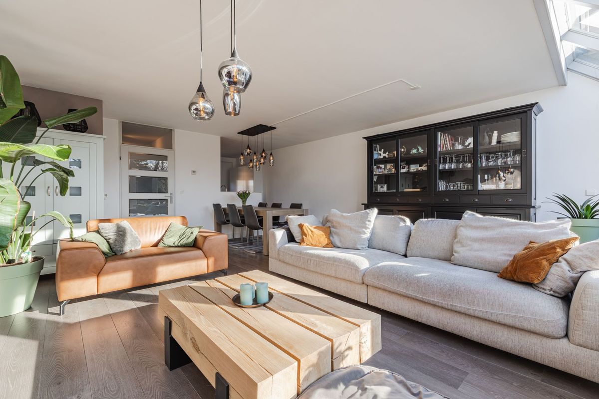 Oudstraat 8 Photo Blur 7