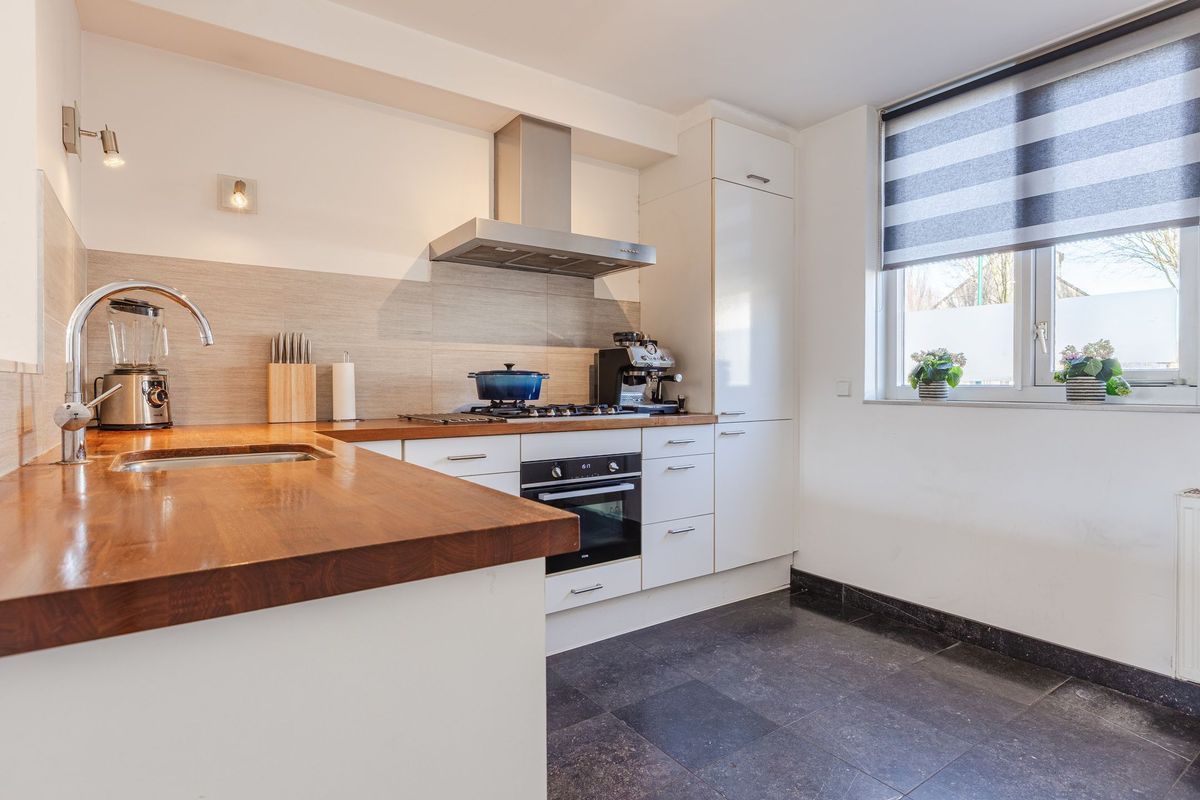 Oudstraat 8 Photo Blur 13