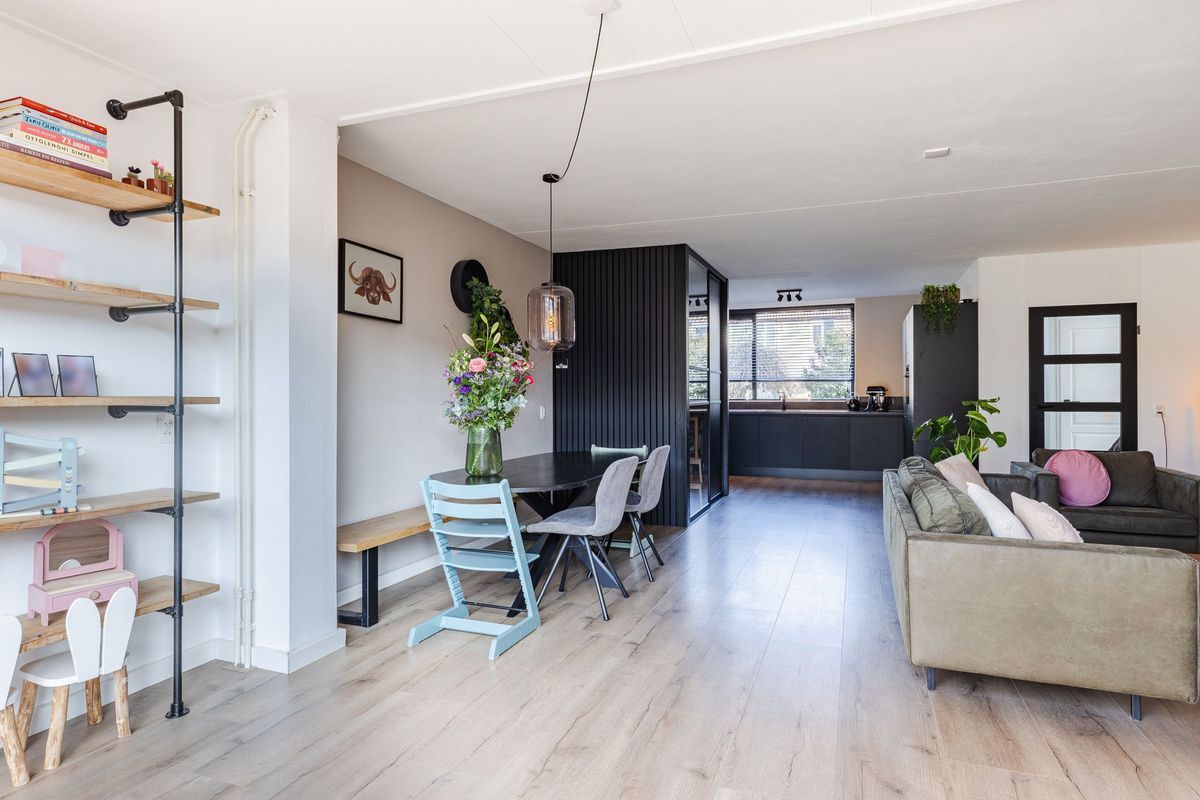 Roskamp 12 Photo Blur 12