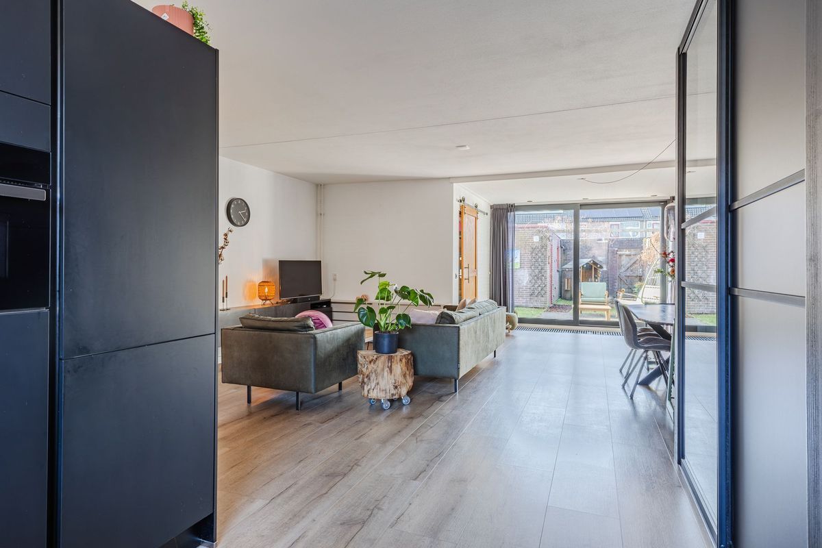 Roskamp 12 Photo Blur 19