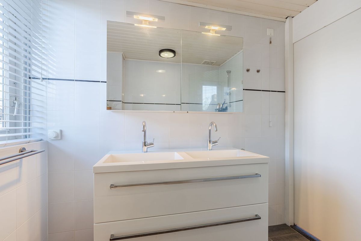 Roskamp 12 Photo Blur 37