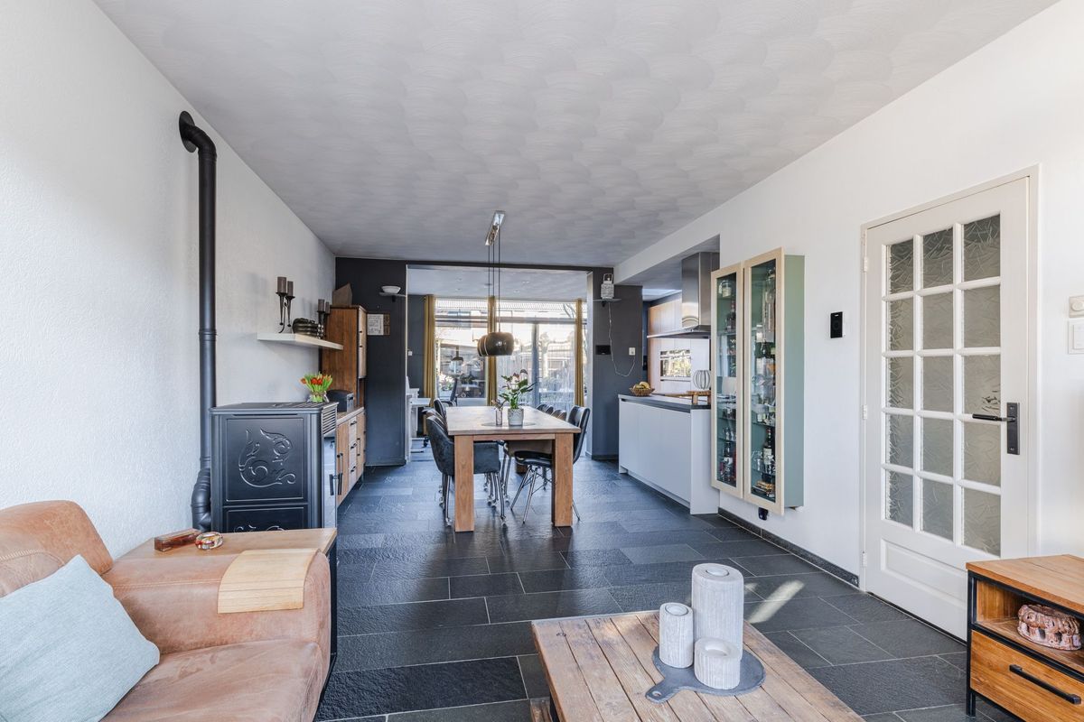 van Bossehof 20 Photo Blur 11