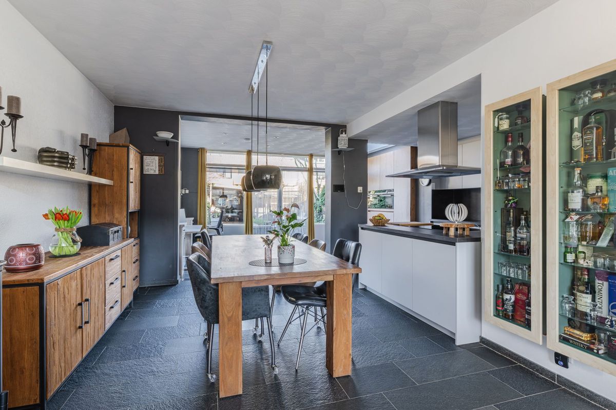 van Bossehof 20 Photo Blur 12