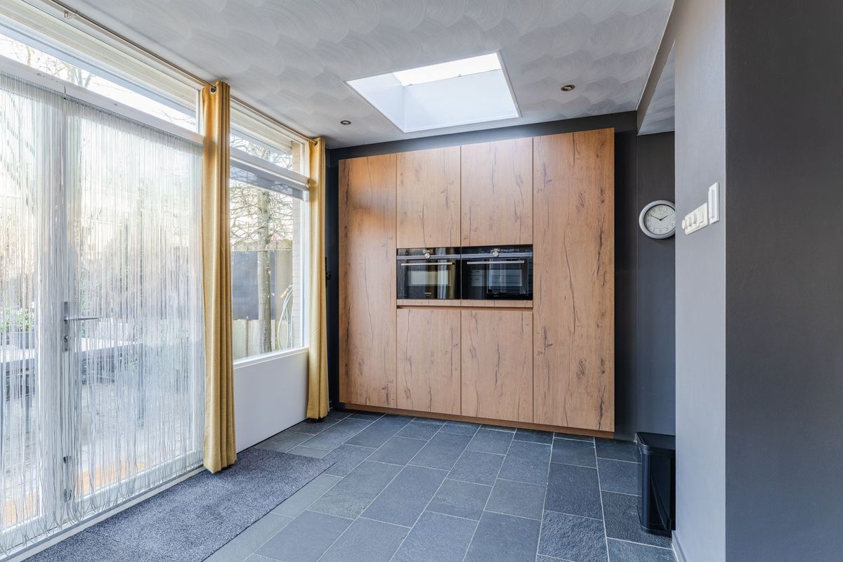 van Bossehof 20 Photo Blur 18