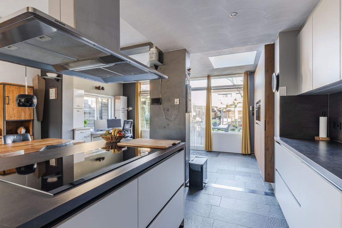 van Bossehof 20 Photo Blur 16