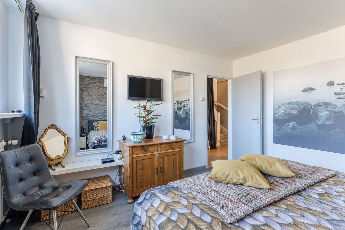 van Bossehof 20 Photo Blur 28