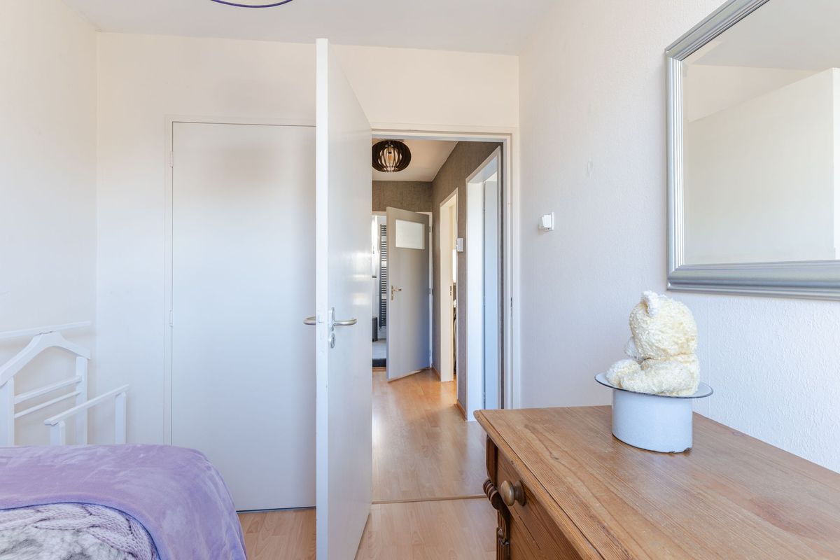 van Bossehof 20 Photo Blur 30