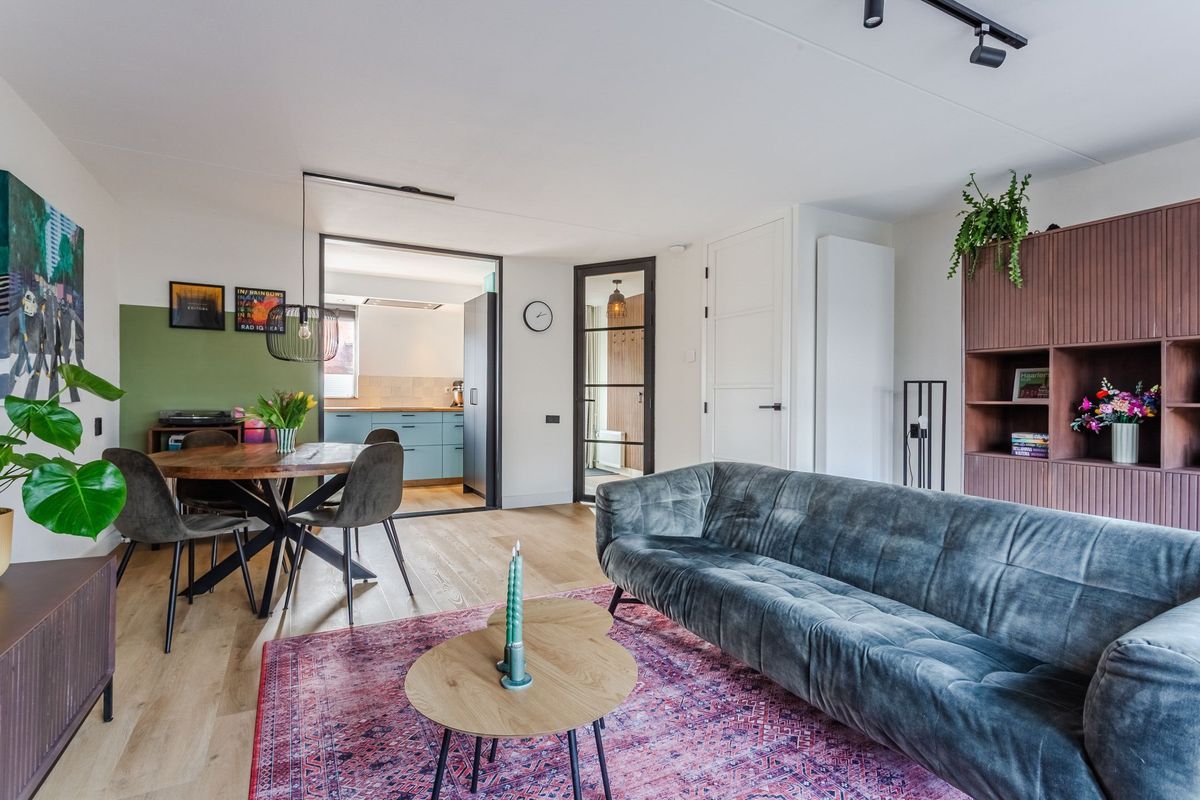 De Burght 55 Photo Blur 3