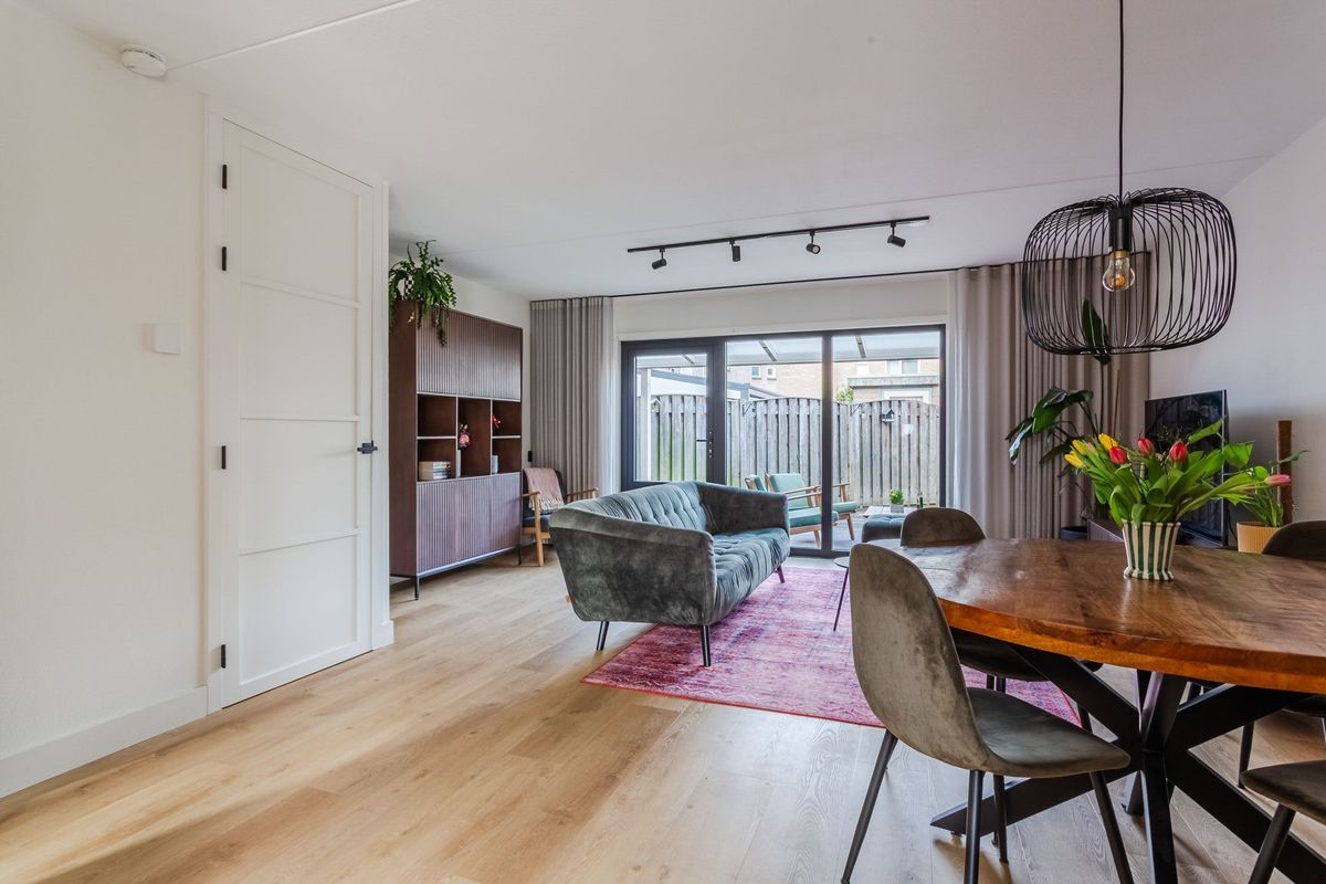 De Burght 55 Photo Blur 11