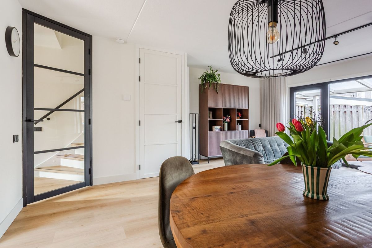 De Burght 55 Photo Blur 5