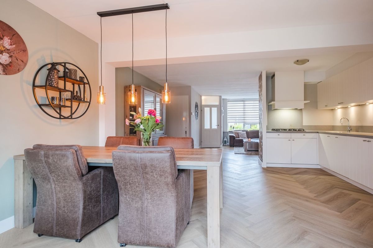 Elendil 77 Photo Blur 2