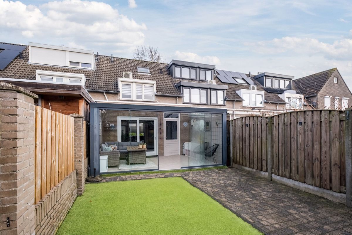 Elendil 77 Photo Blur 32