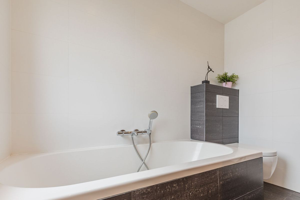 Kasteel Lichtenbergstraat 5 Photo Blur 17