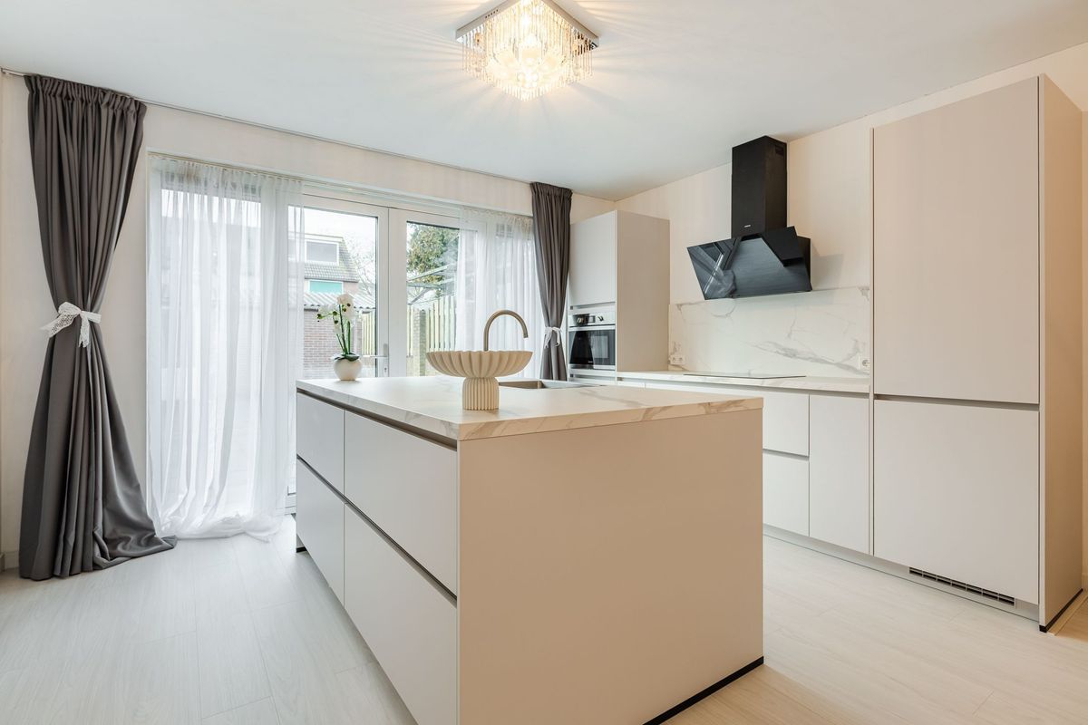 Scarlattistraat 80 Photo Blur 2